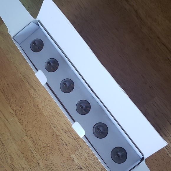 LED Lightbulbs Set of 6 Replacement Bulbs Candelabra Light Bulbs 60 watt - Picture 4 of 9